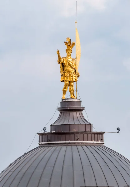Estatua Oro San Alejandro Cúpula Catedral Bérgamo Italia — Foto de Stock