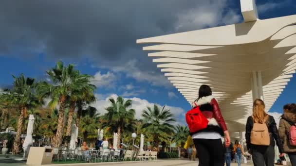 Малага Испания Около Мая 2018 Года Palmeral Las Sorpresas Архитектурное — стоковое видео