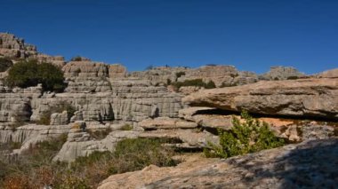 Malaga, İspanya 'daki Torcal de Antequera manzarası, alışılmadık kireçtaşlarından oluşan etkileyici bir karst manzarası.