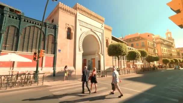 Malaga Spanyolország Márvány Boltív Atarazanas Élelmiszerpiac Bejárata Város Történelmi Központjában — Stock videók