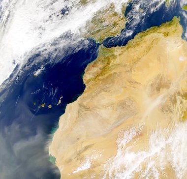 Uydu görüntüsü Kuzey Afrika ve Güney Avrupa. Atlantik okyanusu ve Kanarya Adaları üzerindeki Sahra tozu. Bu görüntünün elementleri NASA tarafından desteklenmektedir.