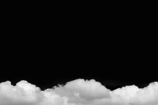 Хмари ізольовані на чорному тлі з відсічним контуром . — стокове фото