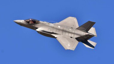 Moody, Georgia, Amerika Birleşik Devletleri - 27 Ekim 2017: A ABD Hava Kuvvetleri F-35 Joint Strike Fighter (Lightning II) jet uçan. Bu F-35 33 avcı kanat Eglin hava üssü atanır.