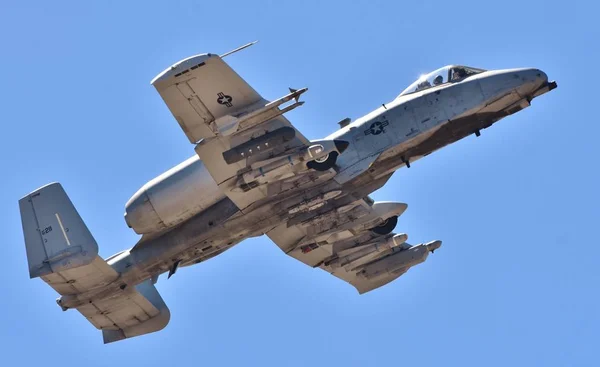 Tucson Usa March 2019 Air Force Warthog Thunderbolt Flying Атакующий — стоковое фото