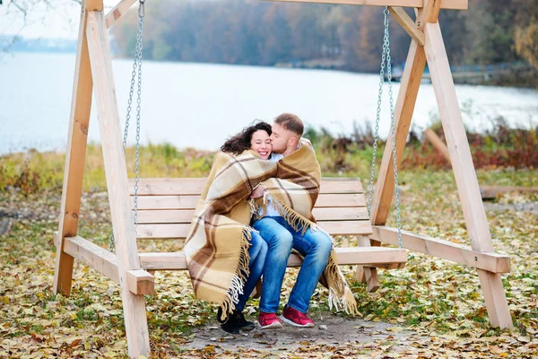 Amorous Couple Romantic Date Swings Outdoor Autumn — Stock Photo, Image