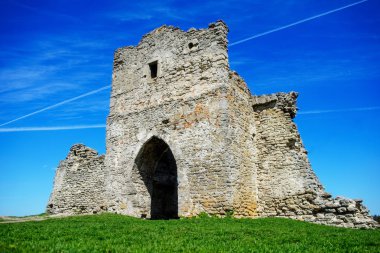 12. yüzyılda inşa Ukrayna, antik kale Harabeleri 