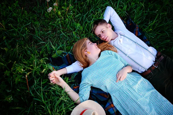 Young Couple Lying Grass Relax View — Stock Photo, Image