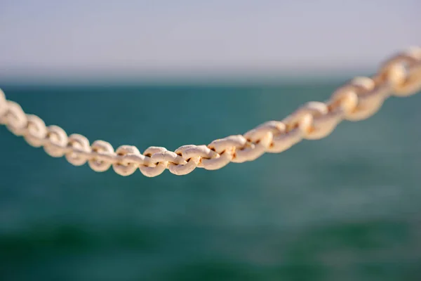 Bílý Řetěz Podšívce Moři — Stock fotografie
