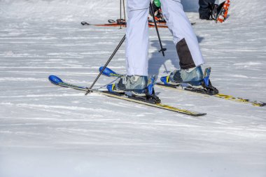 Hohe Mut Alm, Obergurgl 20 Şubat, adam 20 Şubat 2017 Obergurgl, Avusturya için üst dağda Kayak