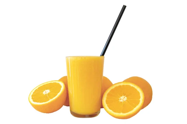 Copo Suco Laranja Com Várias Laranjas Isoladas Branco — Fotografia de Stock