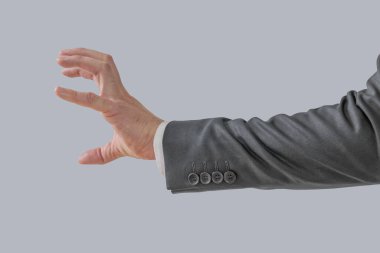 İş adamı, saldıran pençeyi izole etti 