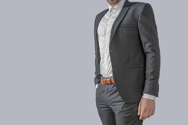 Homem Terno Caro Personalizado Elegante Com Jaqueta Aberta — Fotografia de Stock