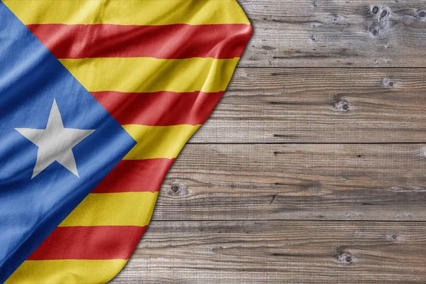Деревянная Доска Стола Флагом Каталонии — стоковое фото