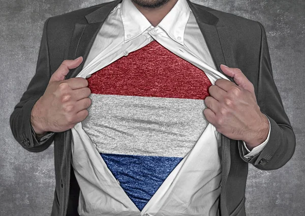 Üzletember Show Shirt Zászló Hollandia Hasítja Fel Ingét — Stock Fotó