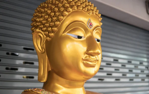 Boeddhabeeld in Thailand en Vietnam close-up. — Stockfoto