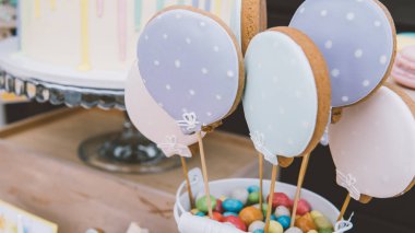 sır yakın çekim ile renkli gingerbread. 