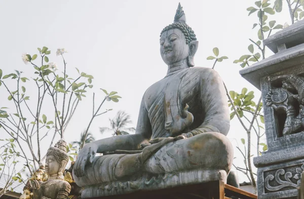 Szuvenír buddha-fej, eladó — Stock Fotó