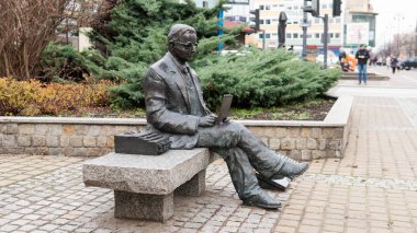 Marian Rewski - Lehçe matematikçi Nazi Almanya'sı tarafından kullanılan Enigma makinesi mekanizmasının çözülüyor