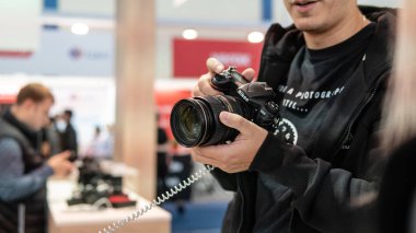 Kiev, Ukrayna -28 Eylül 2019 : Cee 2019. Nikon'un yeni serisi 