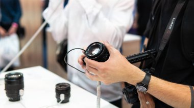 Kiev, Ukrayna -28 Eylül 2019 : Cee 2019. Yeni Fujifilm camer