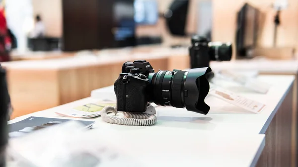 Kiev, Ucrania - 28 de septiembre de 2019: CEE 2019. Sony nuevos modelos de —  Fotos de Stock