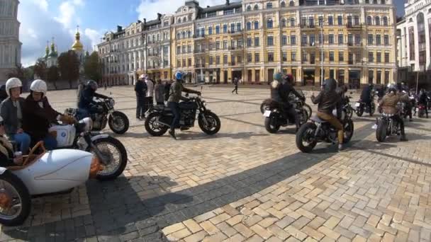 Kiev Oekraïne September 2019 Distinguished Gentleman Ride Liefdadigheidsbijeenkomst Van Fietsers — Stockvideo