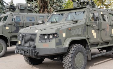 Kyiv, Ukrayna - 6 Ekim 2019: Modern askeri U sergisi