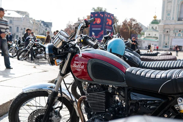Kyiv, Ukrayna - 29 Eylül 2019: Seçkin Beyefendi