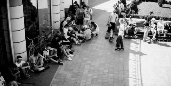 Giornata Internazionale Dello Skateboard Assemblea Dei Pattinatori Nella Piazza Principale — Foto Stock