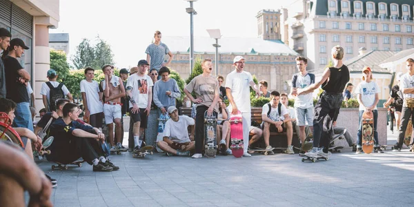 Giornata Internazionale Dello Skateboard Assemblea Dei Pattinatori Nella Piazza Principale — Foto Stock
