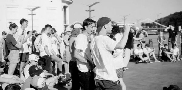 Internationella Skateboarddagen Montering Åkare Torget För Att Popularisera Extrema Sporter — Stockfoto