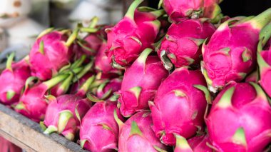 Asya meyve pazarları, egzotik meyveler için turistik yerler