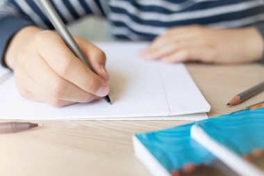 not defterinde ismi.