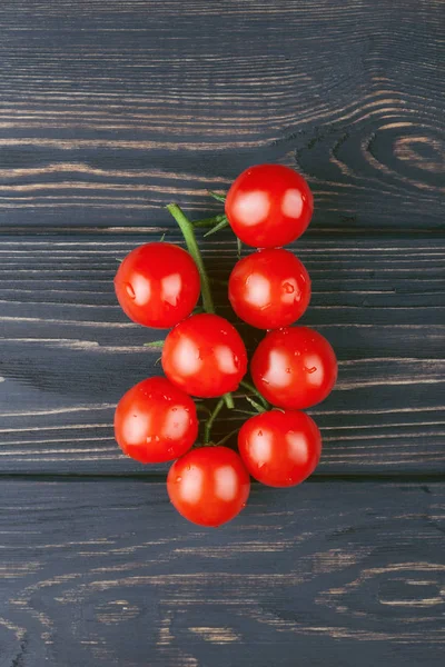 Demet taze kiraz romatoes.