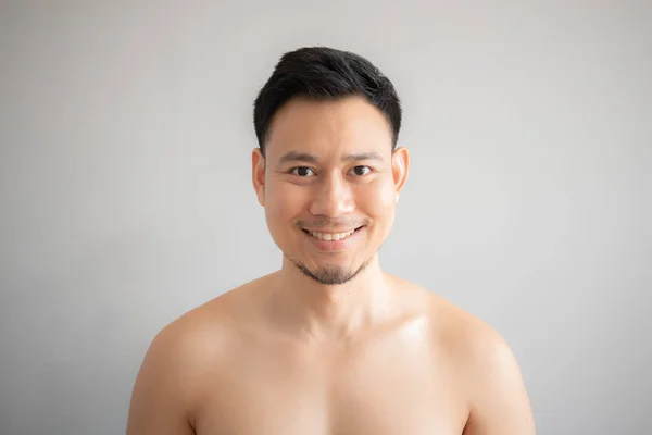 Sorriso Uomo Topless Ritratto Isolato Sfondo Grigio — Foto Stock