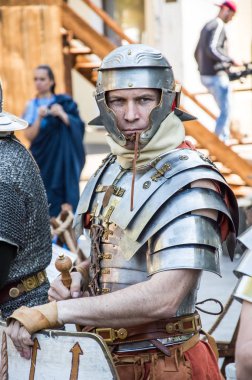 Paskalya tiyatro prodüksiyonu. Awesome oyunculuk oyunu. İsa Mesih'in ihaneti, ölümü ve dirilişi. Yahudiler, Romalı askerler, İsa'nın ve İsa'nın müritleri. Olaylar Odessa şehrinin merkez caddesinde gerçekleşecek, Ukrayna, Nisan 27, 2019.