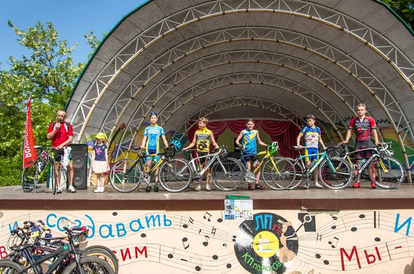 Одесса Украина Мая 2019 Года Мероприятие День Велосипеда Велогонщики Взрослые — стоковое фото