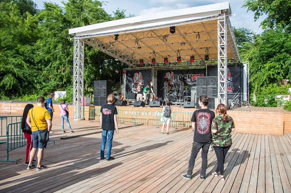 Koncert Rockowy Odbył Się Odessie Ukraina Teatr Świeżym Powietrzu Nazwie — Zdjęcie stockowe