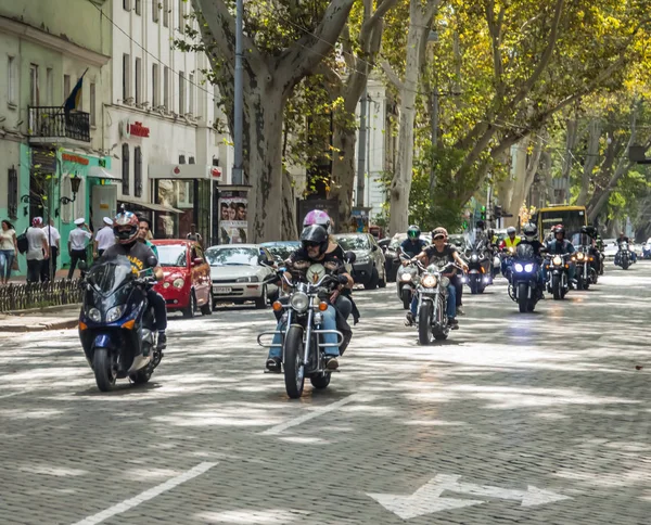 Bikers drove along one of the main streets. — Stock Photo, Image