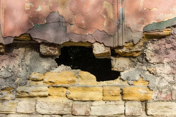 Hole in  wall — Stock Photo, Image