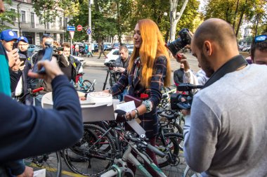 İşe bisikletle gitmek, bisikletçileri bir araya getirdi.. 