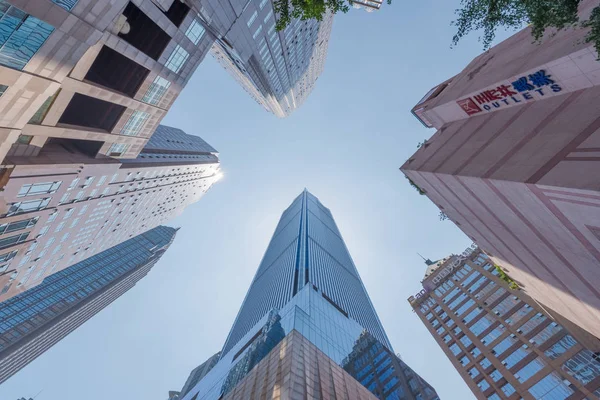 Épületek és felhőkarcolók Chongqing Yuzhong district — Stock Fotó