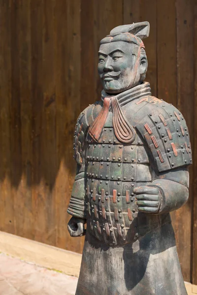 Réplica Estatua Soldado Del Ejército Terracota Una Calle Anren Provincia —  Fotos de Stock