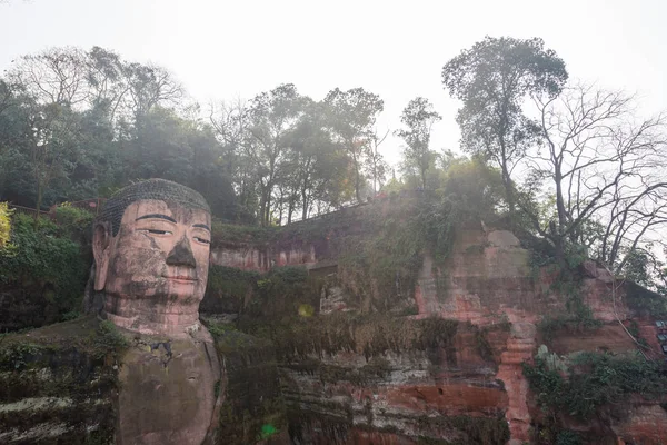 Buda gigante de Leshan en Sichuan China — Foto de Stock