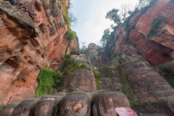 सिचुआन चीन में लेशान विशाल बुद्ध — स्टॉक फ़ोटो, इमेज