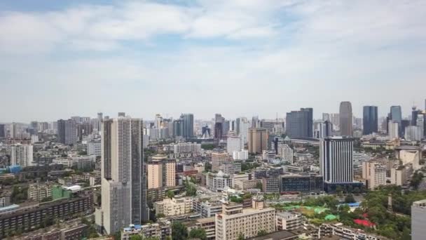 Chengdu panorama powietrza widok timelapse z ruchomych chmur — Wideo stockowe