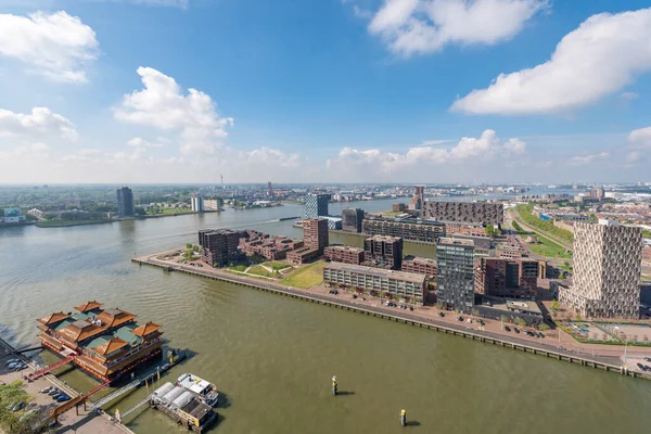 Vista aérea del horizonte del distrito de Delfshaven en Rotterdam —  Fotos de Stock