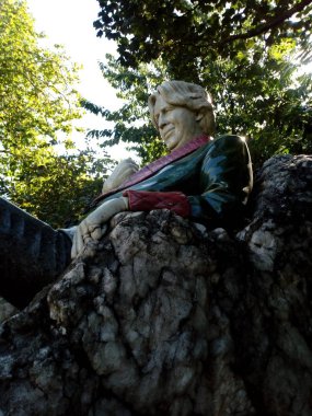 Oscar Wilde heykeli
