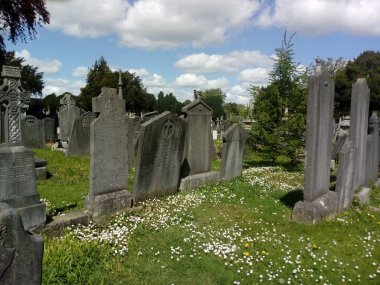 Huzur içinde yatsın