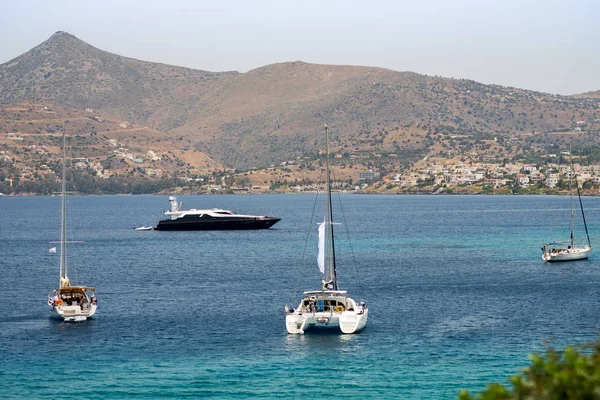 Sailing yachts in sea. Lifestyle, travel concept. — Stock Photo, Image